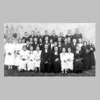 076-0072 Konfirmation von Lotte Kassmekat mit den Pastoren Woronowicz und Schloesser im Maerz 1938 in Plibischken.jpg